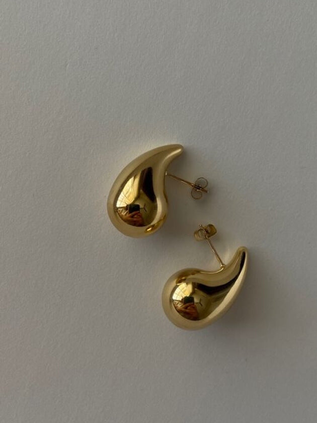 That-Girl-Earrings-Hailey-Gold-01